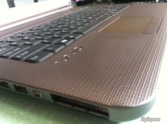 Cần bán Sony Vaio PCG-61411L Core I5 430 + Sony PCG-7162L Core 2 T5870
