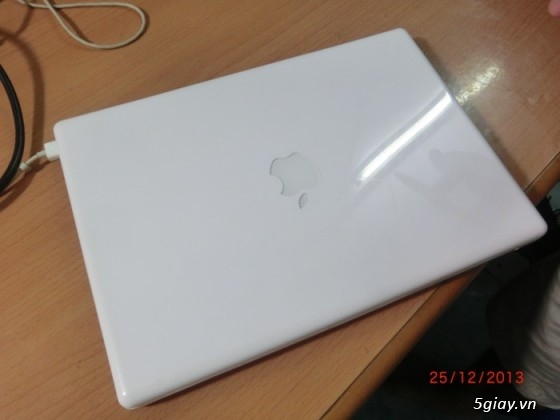 Apple  Macbook White A1181 , 13 inch , Zin 100%,Máy xách tay đẹp 95% giá SV - 1