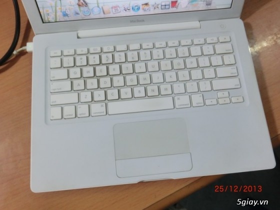 Apple  Macbook White A1181 , 13 inch , Zin 100%,Máy xách tay đẹp 95% giá SV - 2