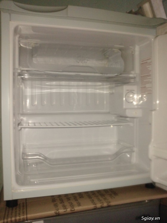 Bán tủ lạnh Sanyo 50 lít mới 98%