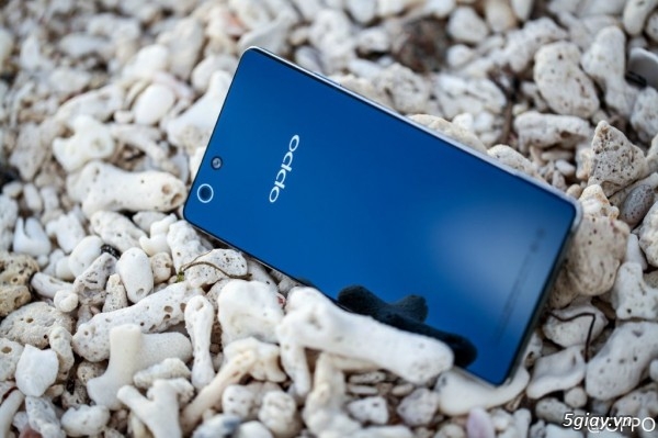 Nhá hàng OPPO R1, có thể xuất hiện tại Việt Nam vào tháng Giêng 2014 Nhá hàng OPPO R1, có thể xuất hiện tại Việt Nam vào tháng Giêng 2014