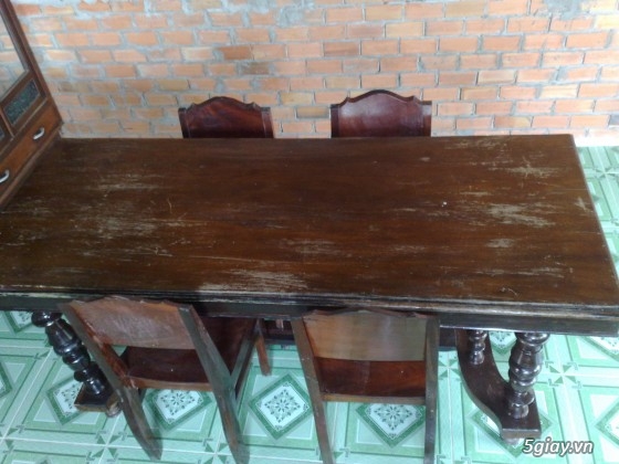 Cần bán bộ bàn ghế gỗ xưa 100 năm tuổi