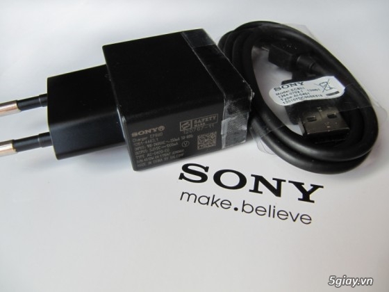 Phụ kiện Sony Xperia: Sạc EP850, EP880, tai nghe MH EX300AP, MH750, MH1C, bao da Sony