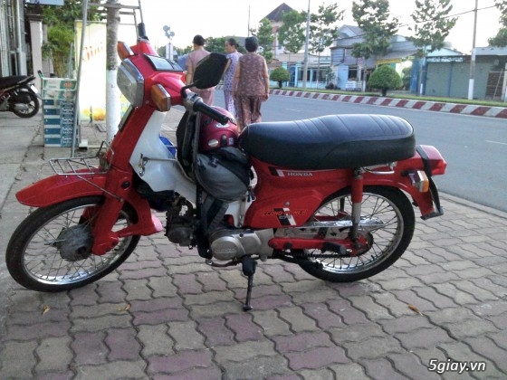 Xe máy Honda DD đời 1998 vẫn có giá 700 triệu đồng  Xe máy