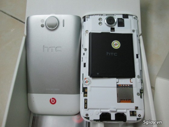 Bán HTC Sensation XL  (hàng FPT bảo hành 12 tháng ) hình thật - 2