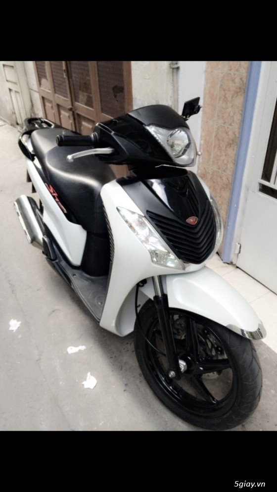 Shi 125 Việt Nam! Mau y dang ky lan dau 12-2010 mau trang,den sporty gia 92trieu - 6