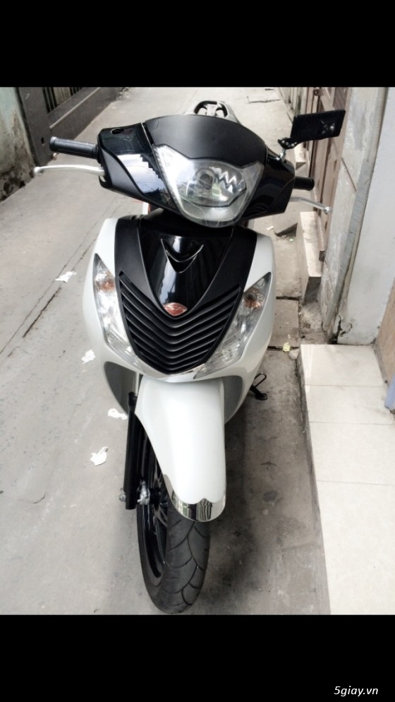 Shi 125 Việt Nam! Mau y dang ky lan dau 12-2010 mau trang,den sporty gia 92trieu - 5