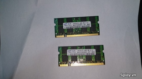 DDR2 Samsung 2G và Pin 8cell máy HP 1135NR