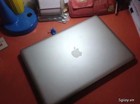 MacBook Pro 15 inch, late 2008. Giá: 10tr2 - 1