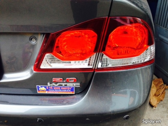 Honda Civic 2.0_AT 2011. Cửa sổ trời. Xe gia đình ít sài - 6