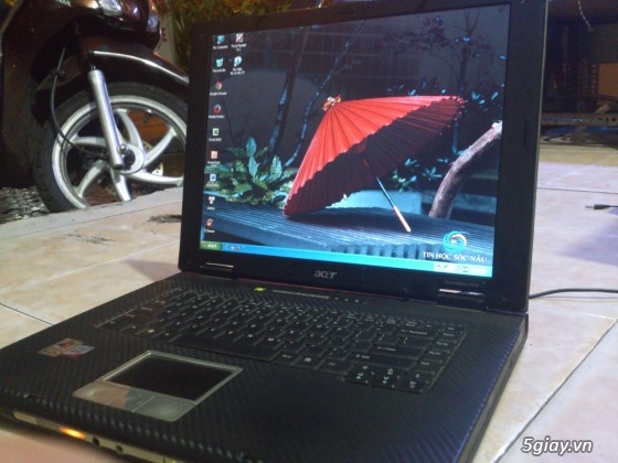 Laptop Acer TravelMate 15.4 giá chỉ 800k