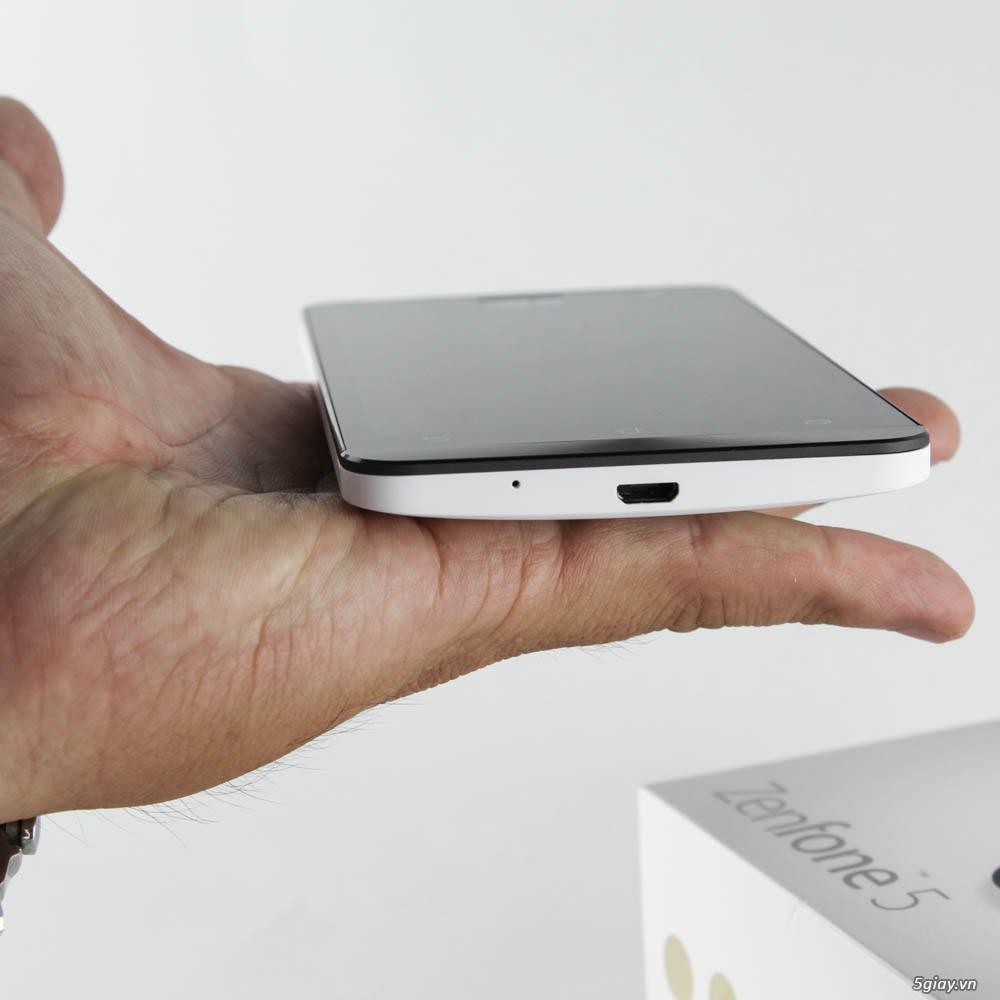 Trên tay điện thoại ASUS Zenfone 5 [Lõi kép 2GHz, Ram 2G, 16Gb] - Android 4.3 Speed - 4