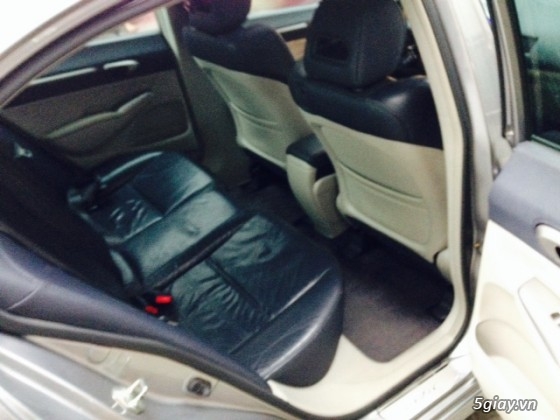 Honda Civic 2.0 AT. Xe 1 đời chủ, nữ đi ít sài - 6