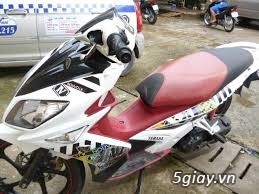 Cần bán gấp  xe Yamaha Nowo 4 đời 2012 màu trắng xe đẹp. - 2