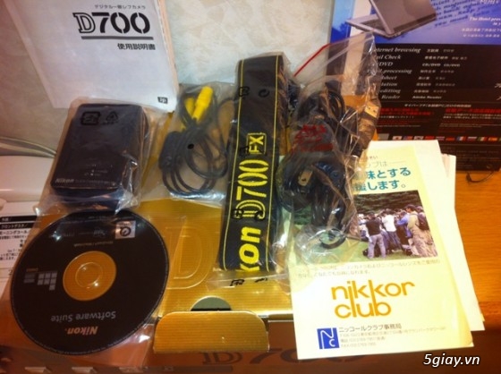 Bán body Nikon D700 1k shots-giá 27tr9-(đt:0122 2950080) xtay từ Nhật, full box - 1