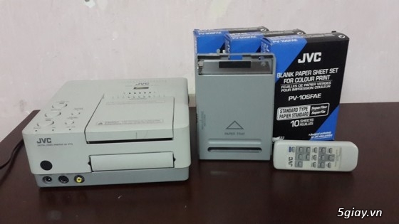 Dọn nhà bán tùm lum thứ: Máy in, fax, máy chụp hình, DVD, MP3, DT, kệ máy tính.......