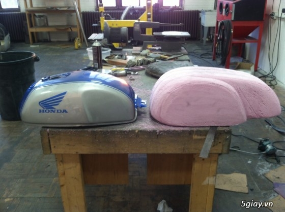 Nhận gò bình xăng cafe racer - 5