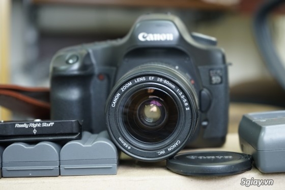 Canon 5D + 28-80, pin LP-E6, đế RRS : 10tr ++ - 1