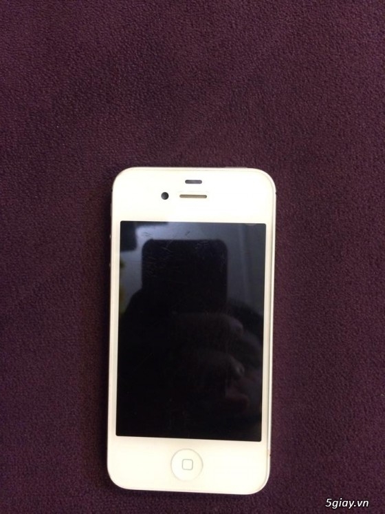Cần bán iphone 4s màu trắng 32gb 98% máy quốc tế , giá của em nó là 5 triệu 8 - 3