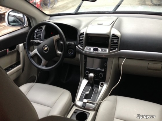 Chevrolet Captiva LTZ 2013 số tự động. Màu xám bạc. Máy 2.4, tiết kiệm xăng - 6
