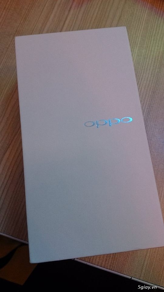 Oppo R1 chính hãng FPT mới 100% bảo hành 12 tháng giá thanh lí - 1