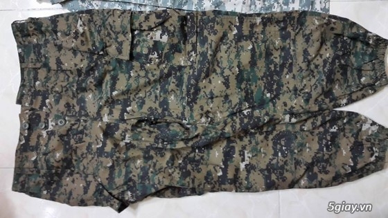 Bán Airsoft Spring - 1 Bộ ACU (size S) - 1 quần Multicam (S) - 1 dao Dummy - 3