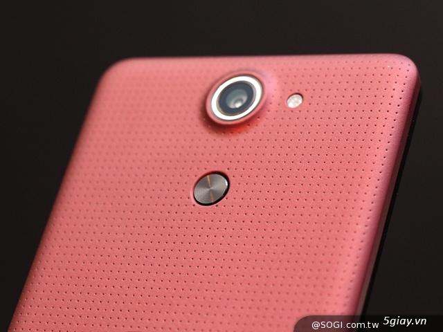 Acer Liquid X1 ra mắt: chip 8 nhân, camera 13mp khẩu 1.8 giá dưới 300$ - 31380