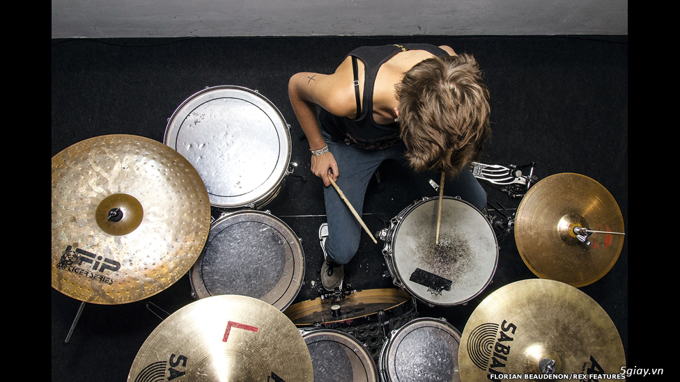 Góc chụp lạ với những sinh hoạt đời thường - 29921