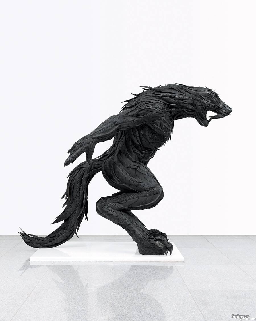 Những tác phẩm nghệ thuật độc đáo làm từ lốp xe - 31372