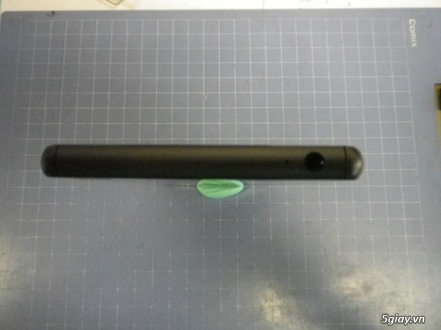 Sony Xperia Z3 có nhiều hình rõ nét hơn, pin không tháo rời được - 31307