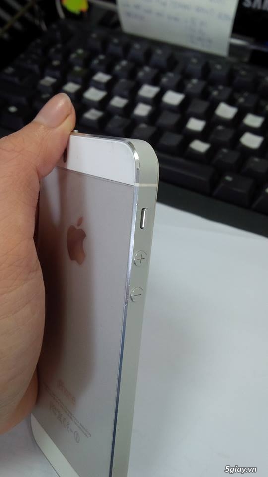 Bán Iphone 5s , màu trắng, 16gb, quốc tế, LL/A, bị nứt màn hình, giá hữu nghị... - 3