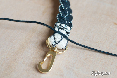 Hướng dẫn tự làm dây đeo máy ảnh độc đáo, cực cá tính - 34170