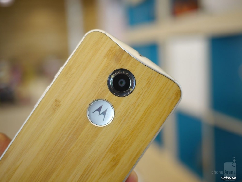 Trên tay Moto X thế hệ 2: Máy đẹp, cấu hình khỏe, camera bình thường - 32813