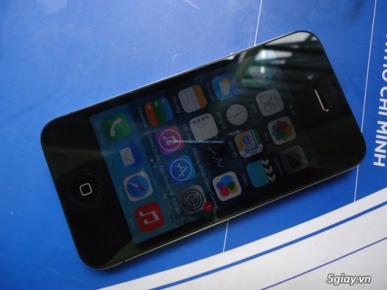 HCM-Tân Bình-Bán Iphone 4 WORLD 32G máy đẹp 99%
