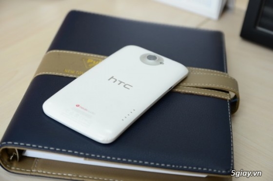 Cần bán iphone 4s 16GB & HTC One X - 1