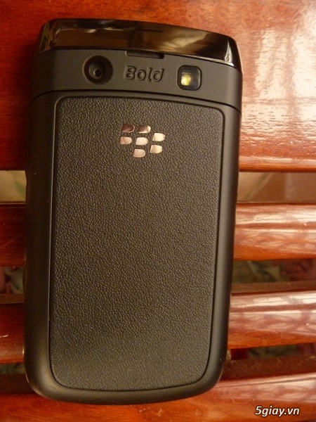 Nắp lưng BlackBerry đen zin mới 100% giá tốt - 1