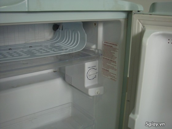 bán một tủ lạnh mini 50l của Sanyo còn mới trên 90% giá rẻ - 6