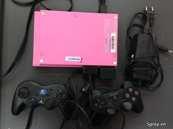 Bán PS2 SCPH-77002 đủ đồ mới 98% zin , tay cầm ko dây, bao xài màu hồng giá rẻ