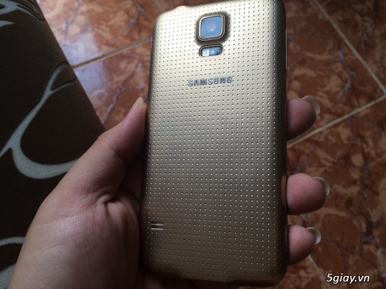Samsung Galaxy S5 G900H màu Gold hàng chính hãng likenew bán rẽ đây - 1