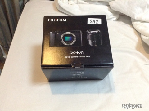 Cần bán máy ảnh Fujifilm X-M1 New