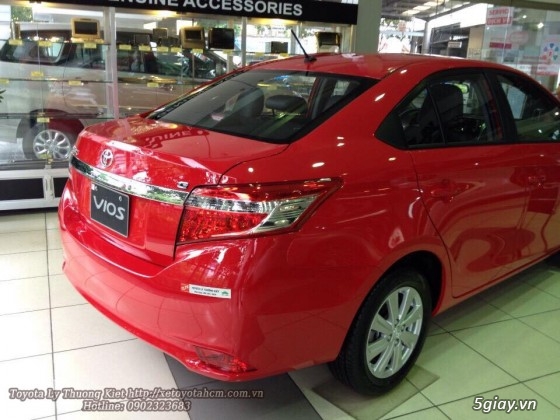 Xe toyota mới nhất 2015 tại Toyota Lý Thường Kiệt, nhiều quà tặng, khuyến mãi lớn - 18