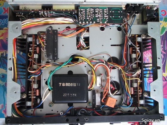 Bán Amply cổ Marantz Model 4070 - 16