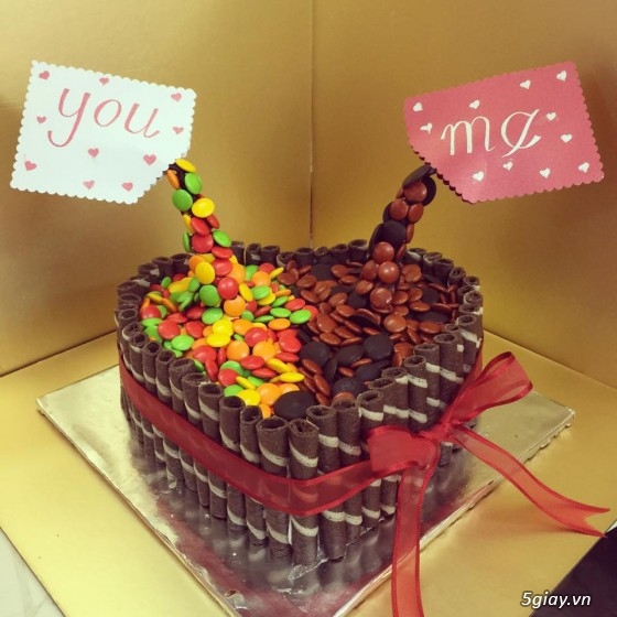 Bánh Valentine THE SECRET LOVE CAKE vs THE CANDY LOVE CAKE (Q gateaux) - 2