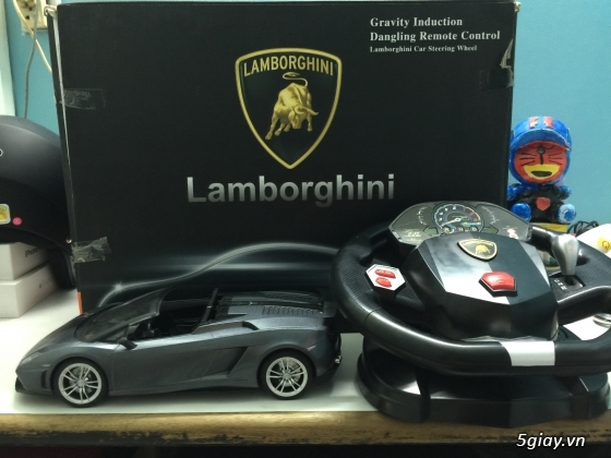 Cần bán xe điều khiển từ xa kiểu dáng Lamborghini Galado LP570-4 tỷ lệ 1/14