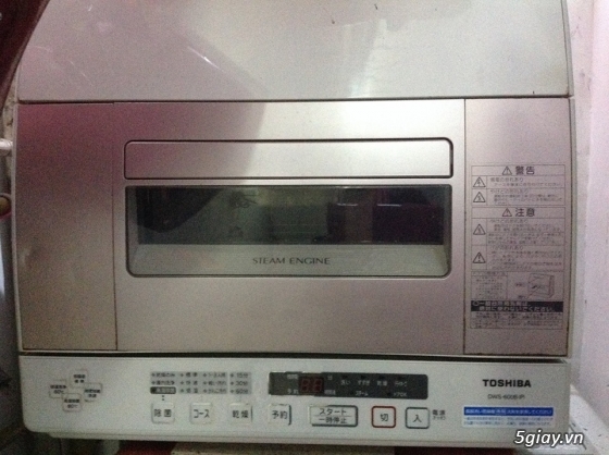HCM-Cần bán kệ tivi dàn âm thanh bằng nhôm và kính, máy rửa chén 6 bộ của Toshiba