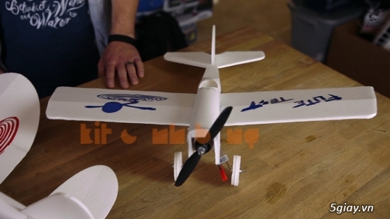 Máy bay mô hình (kitcanhbang.besaba.com) - 10