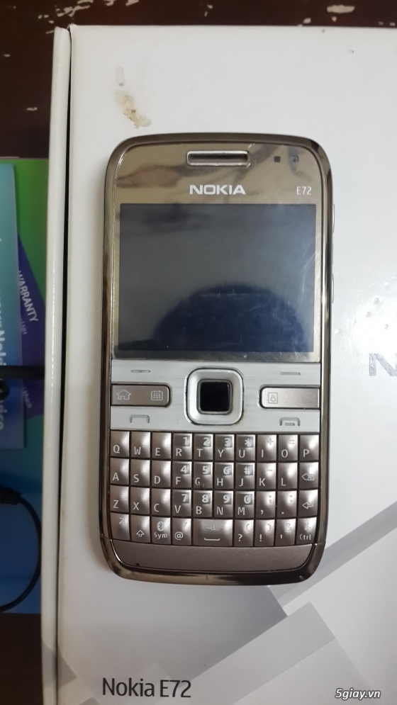 Nokia E72, LG Optimus1 - 3