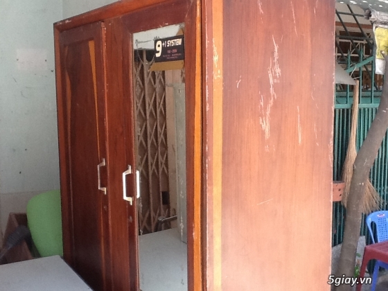 Bộ salon thẻ và tủ áo cẩm lai xưa ( có hình )