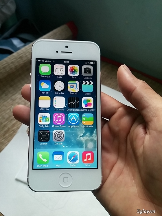 Cần bán Iphone 5 trắng 16gb QT zin nguyên bản 100% giá cực rẽ......