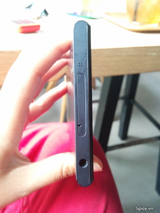bán Xaomi3  và Nexus 5 - 3